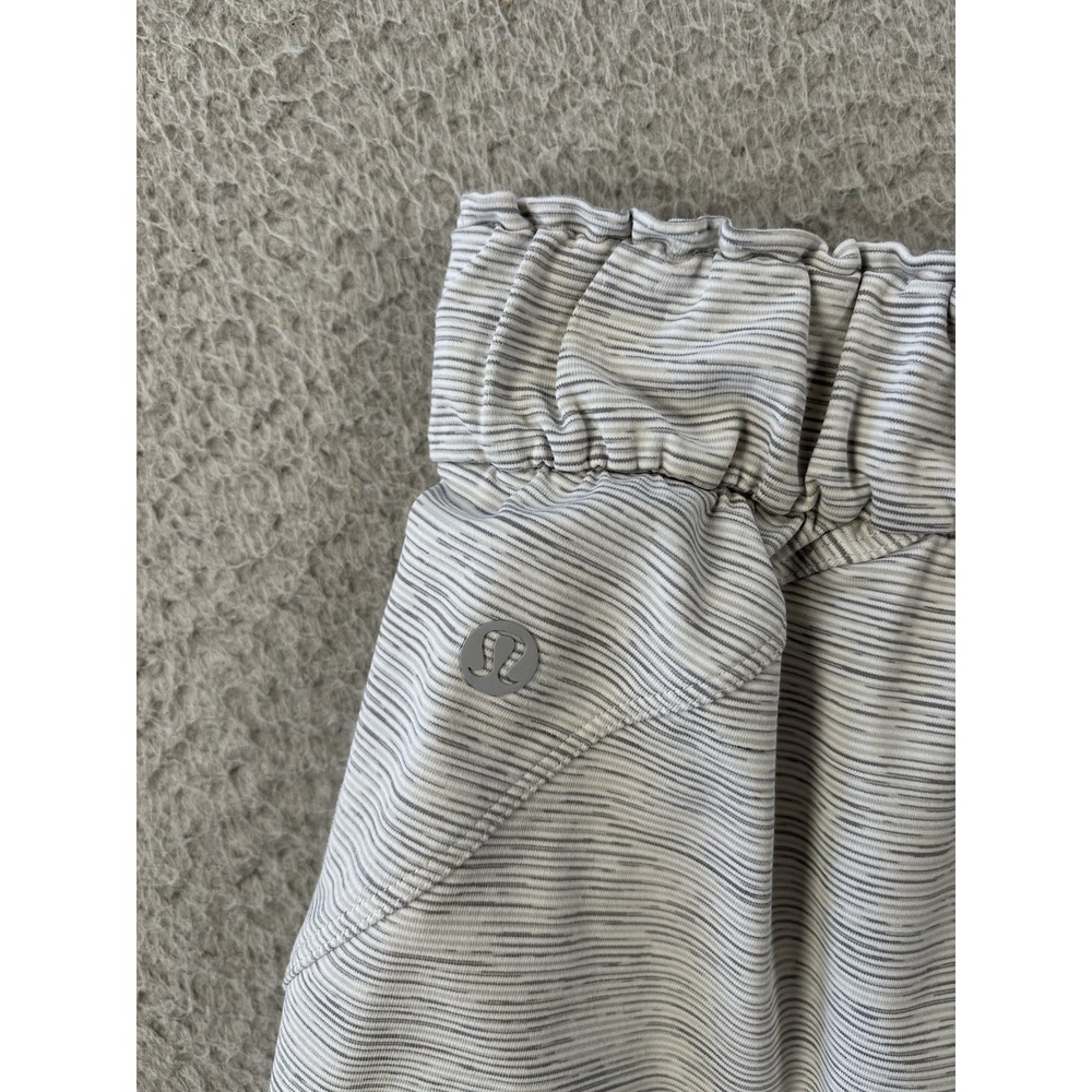 Lululemon On The Fly Luxtreme Pants Womens 8 Battleship Gray Stripes‎ Straight - Picture 9 of 10